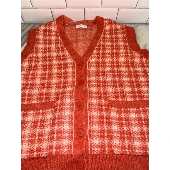 Primark Cares XL Sweater Vest Watermelon Color GW995 - Picture 2 of 12